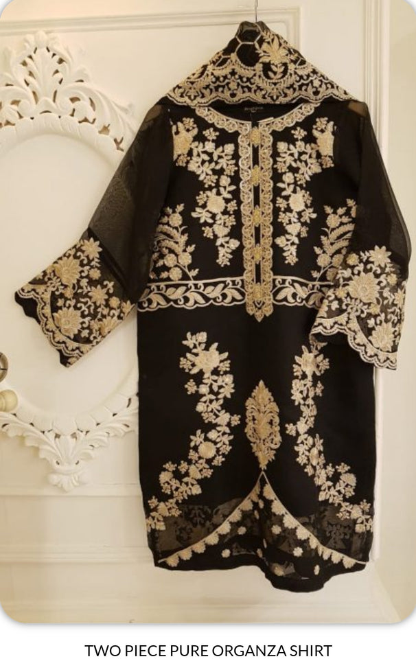 Agha Noor Kurta's