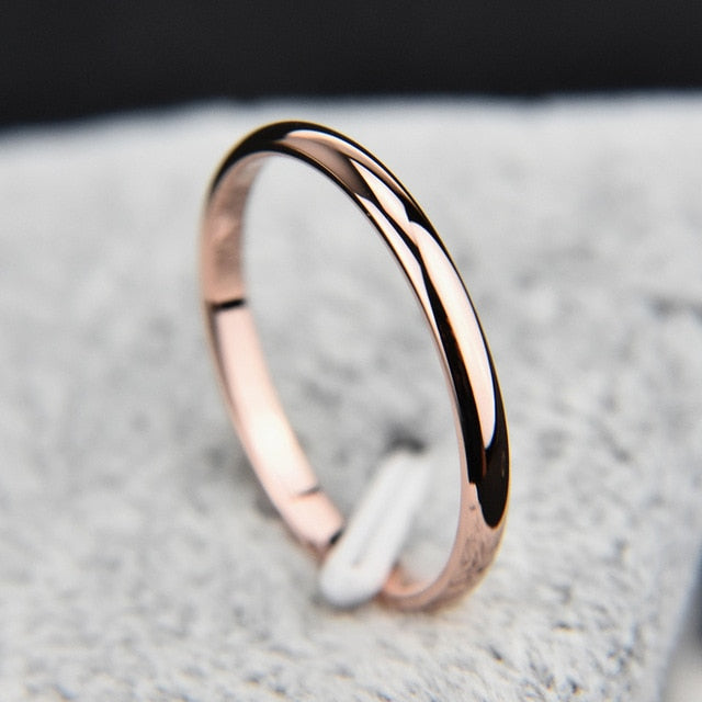 Simple Wedding Couples Rings