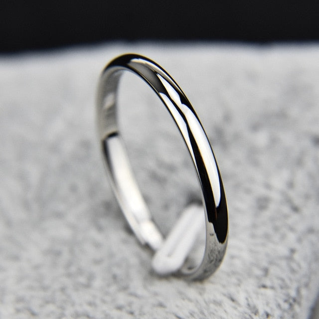 Simple Wedding Couples Rings